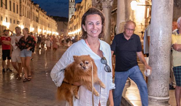 Iva Majoli u šetnji Stradunom