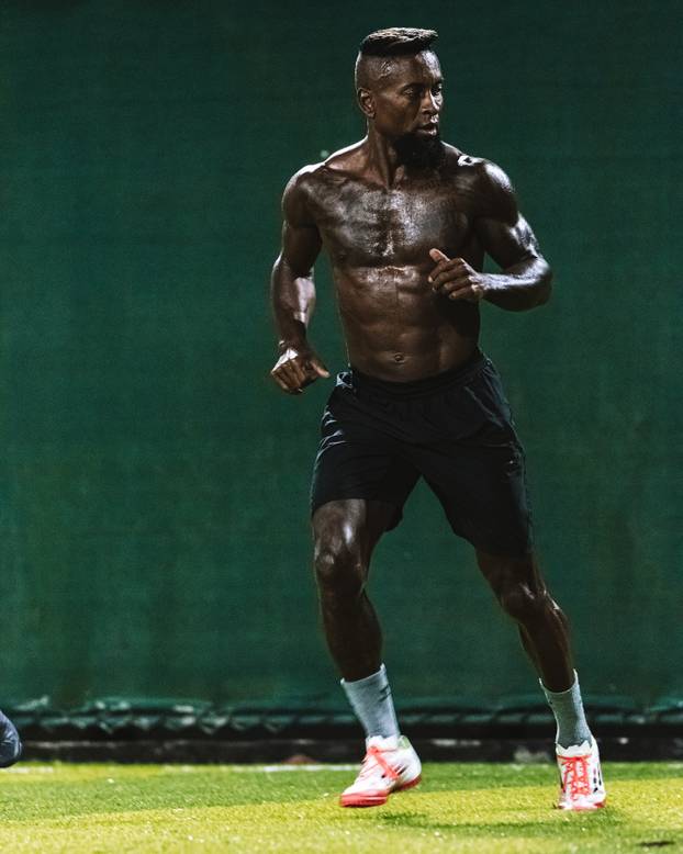 FOTO Bivša ikona Bayerna s 51 na leđima je kao Terminator!