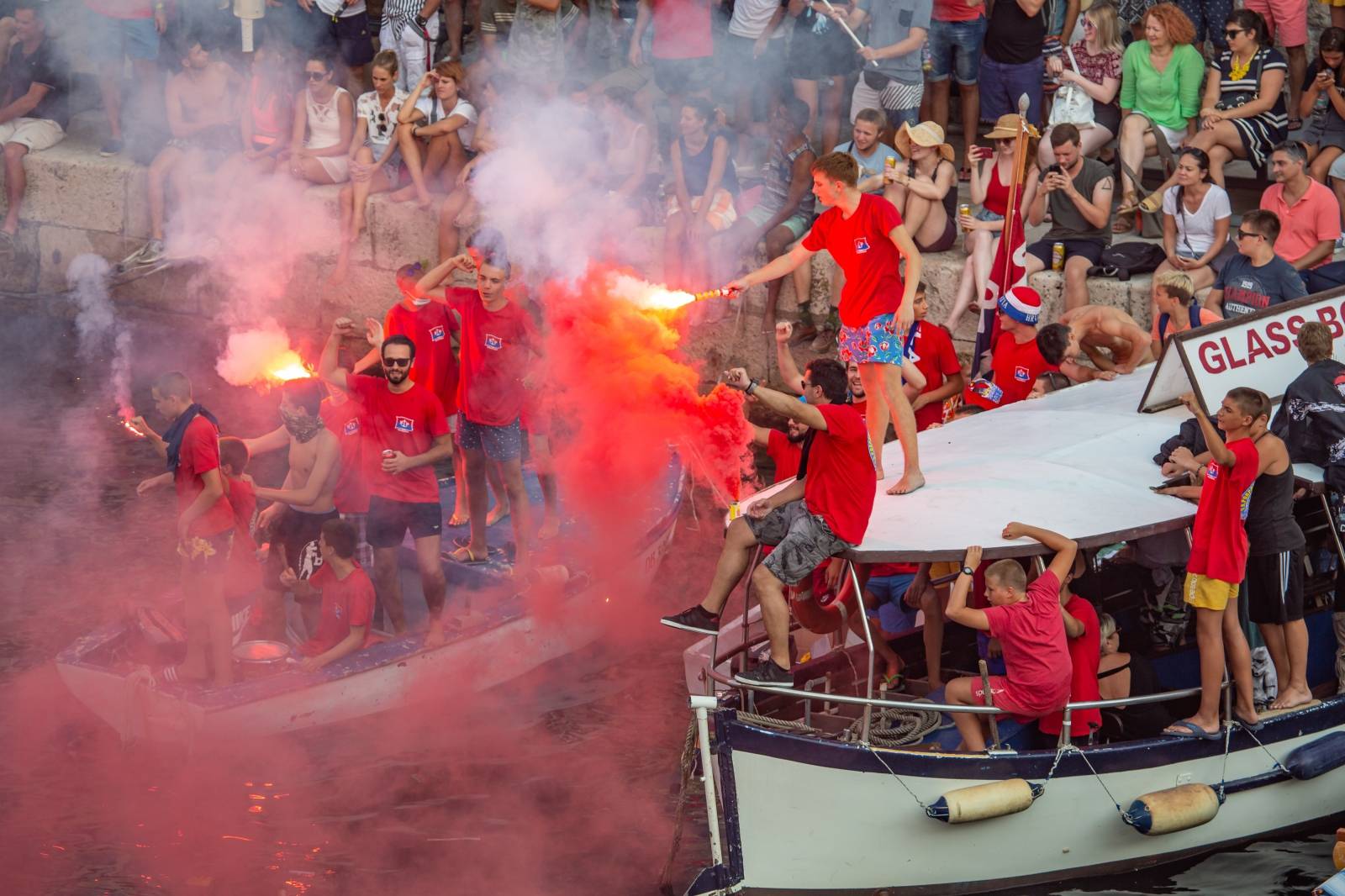 Dubrovnik: Atmosfera na finalu Divlje lige, prvenstvu dubrovačkih kupališta u vaterpolu