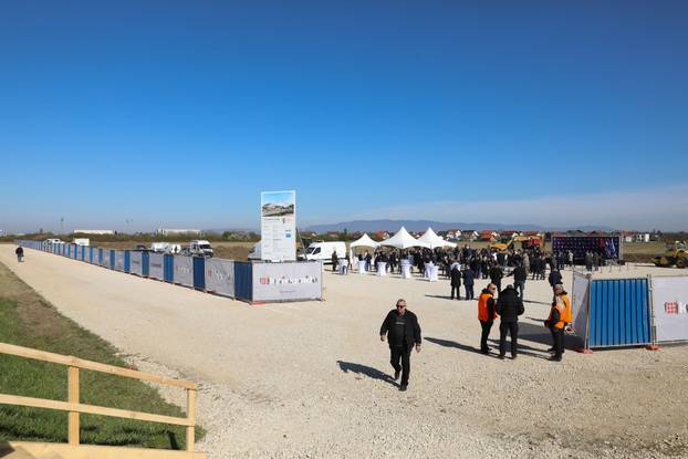 Svečano otvaranje gradilišta budućeg kampa Hrvatskog nogometnog saveza u Velikoj Gorici