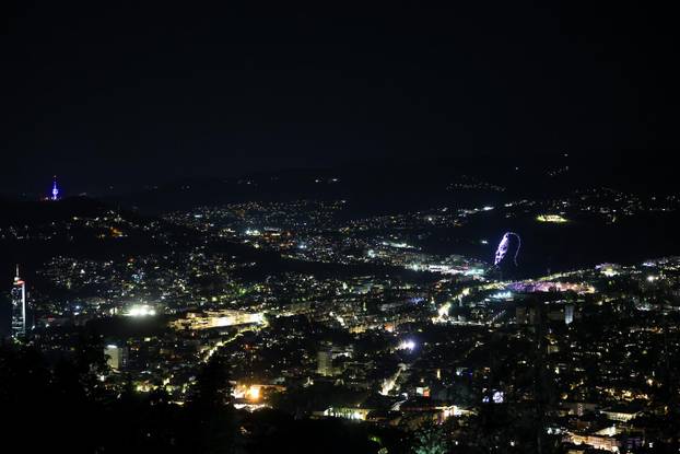 Sarajevo: Dronovi na nebu iznad Koševa formirali lik Halida Bešlića