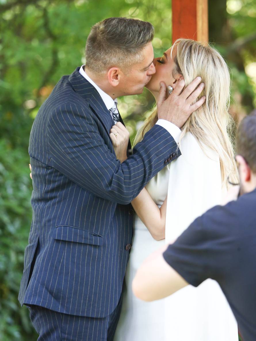 Udala se glumica Jelena Veljača