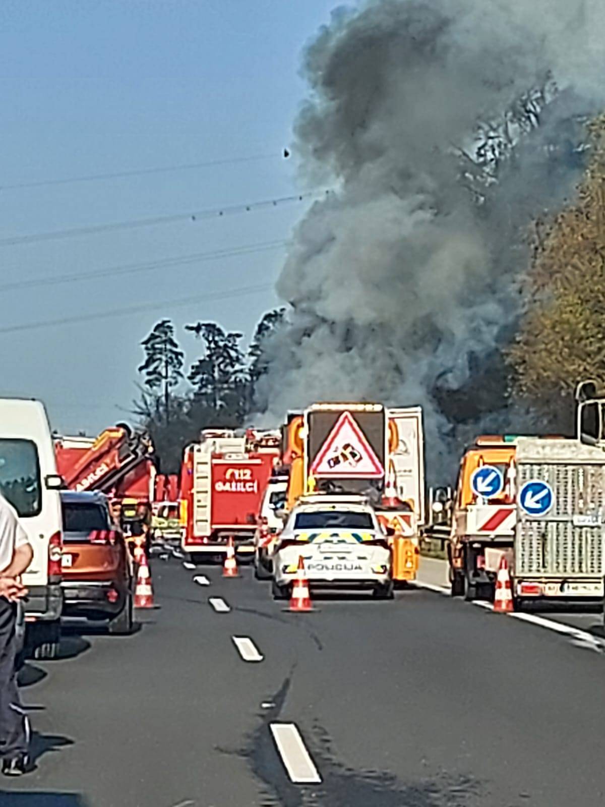 VIDEO Zapalila se cisterna u Sloveniji, zatvorili su autocestu