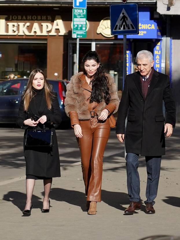 Beograd: Suđenje vlasnici salona ljepote Olgici Markanović zbog sumnje da je u svojim salonima unakazila 11 osoba