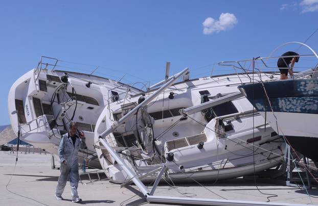 Split: Porušeni brodovi u lučici Spinut