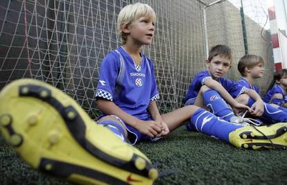 Dinamovi mališani ne smiju nositi Ronaldove kopačke