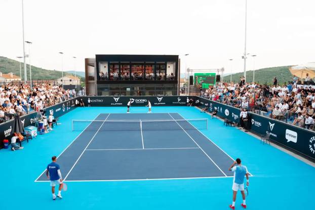 FOTO Novak Đoković pjevao i 'prosvjedovao' u Međugorju: Kumovi žele dovesti i ATP turnir
