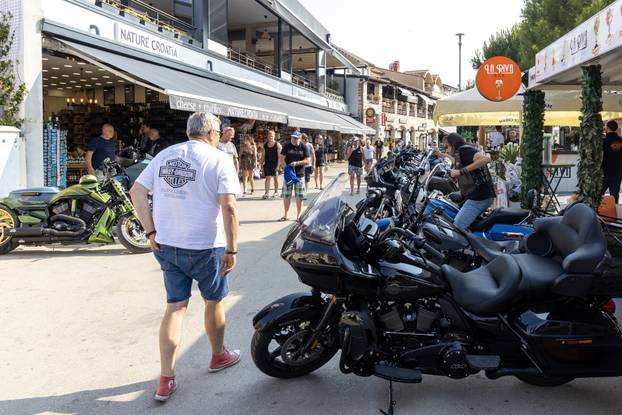 Medulin: Prvi dan H.O.G. Rallyja, susreta zaljubljenika u Harley Davidson iz svih zemalja