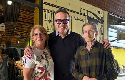 Tarik Filipović posjetio kolegicu Jadranku Matković u Domu za starije: Odigrao i predstavu Ćiro