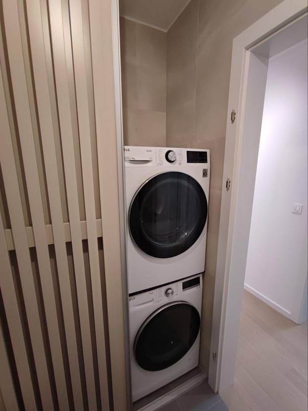 FOTO 'Ovo je najljepši stan. Ima dizajnerski namještaj!' Prodaju ga u Zagrebu, a ovo je cijena