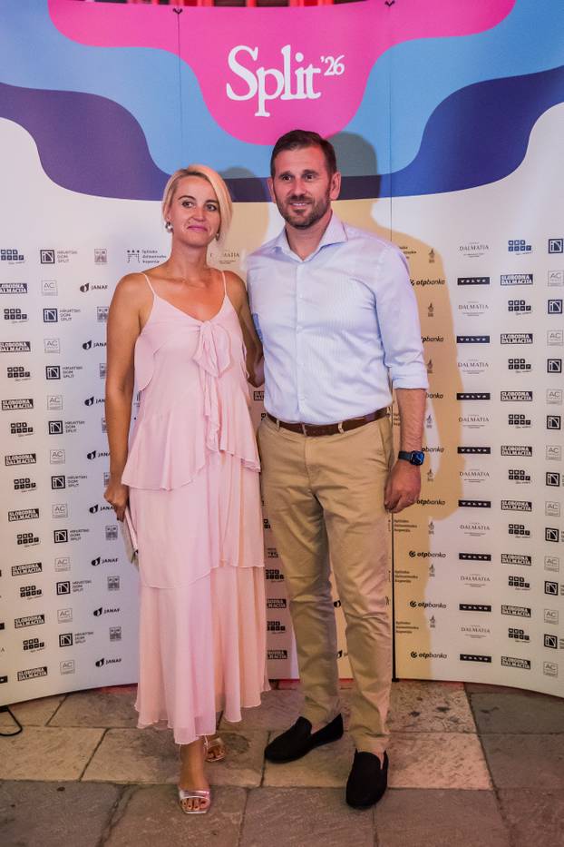 Split: Premijera mjuzikla Galeb i ja na Prokurativama