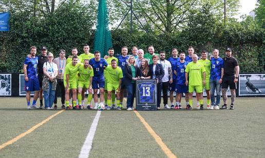 Legende odigrale utakmicu u sje&cacute;anju za Pokriva&ccaron;a: 'Nikola nije s nama, ali uspomene jesu'