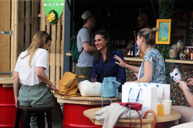 Zagreb:  Festival vrhunske hrane i glazbe Baš Naš otvoren je na platu Gradec