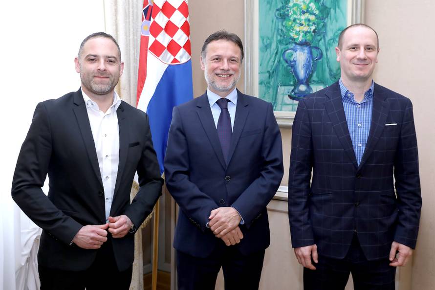 Zagreb: JandrokoviÄ primio rukometne suce koji su sudili finale Svjetskog prvenstva