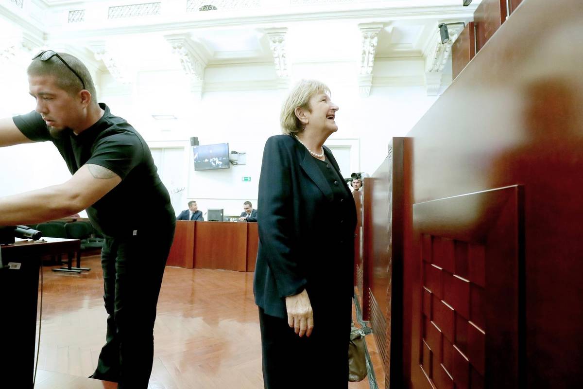 'Bandić me tražio da potpišem popis sa slikama, nisam htjela'