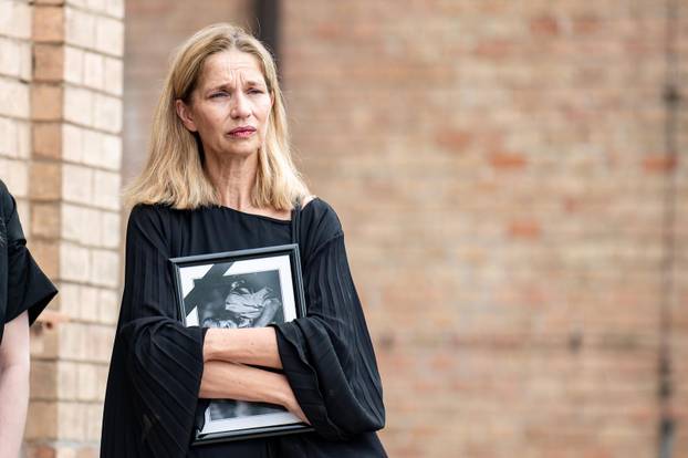 Zagreb: Sprovod redatelja Zrinka Ogreste na Mirogoju
