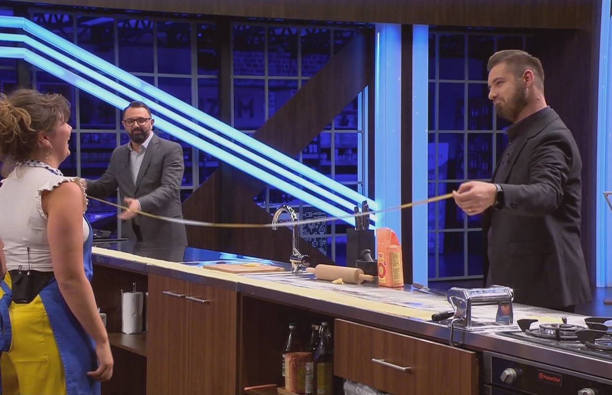 Željka u MasterChefu razvaljala tijesto dugo 426 cm i osvojila imunitet, ali timovi su podbacili
