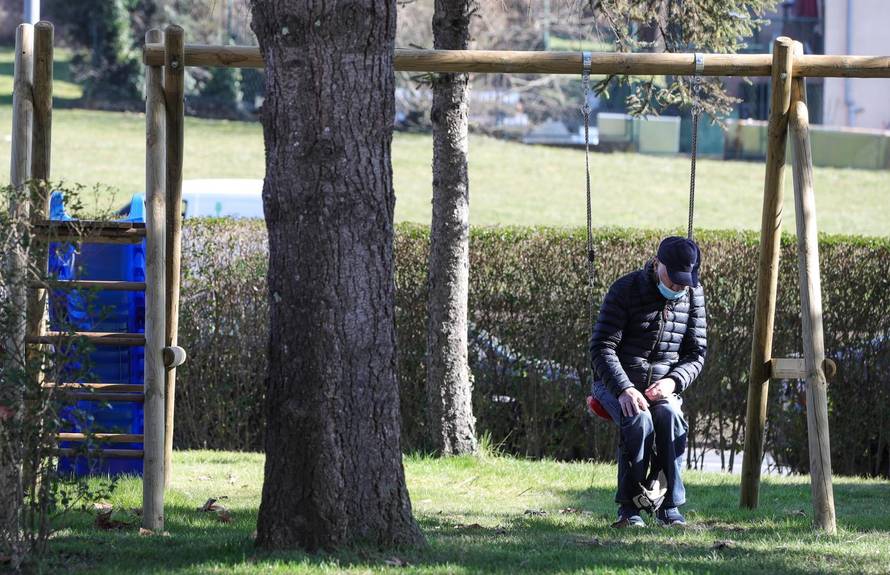 Zagreb: HZJZ će na puktu na Mihaljevcu procijepiti od 600 do 900 starijih osoba