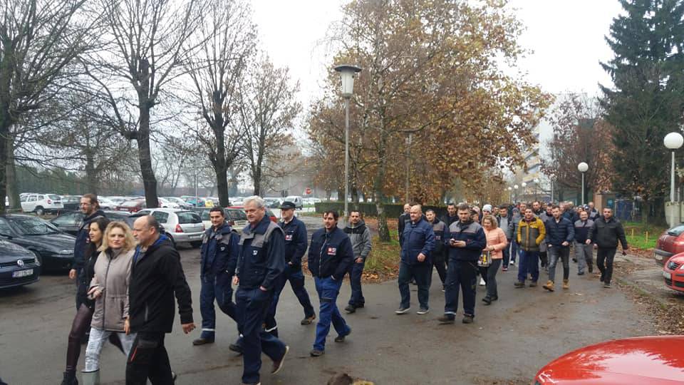 Radnici Đure Đakovića izašli su na ulice, traže plaće za listopad