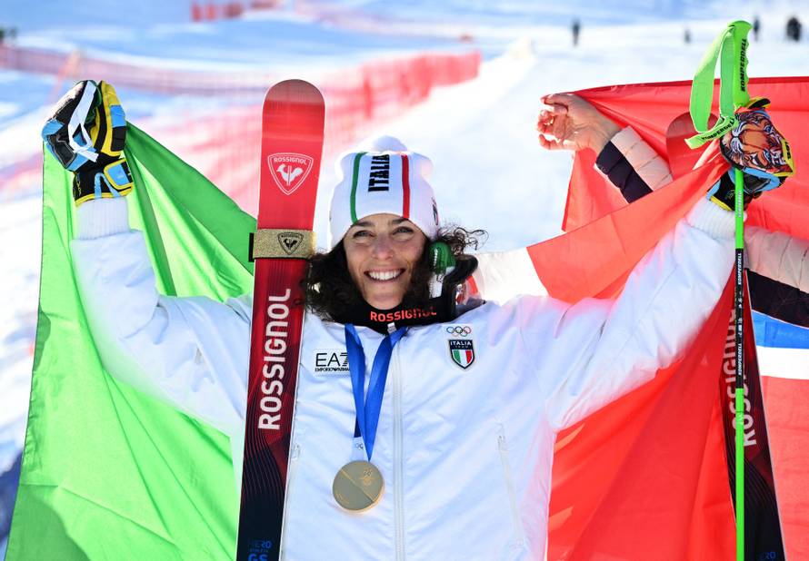 Alpine Skiing - Women's Giant Slalom Victory Ceremony