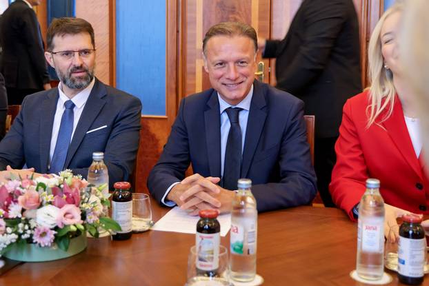 Zadar: Predsjednik Hrvatskog sabora Gordan Jandroković obišao je manifestaciju pod nazivom „Pijat na Pijaci“ 