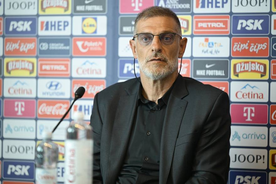 Bili&cacute;: Prvo &cacute;u popri&ccaron;ati s Modri&cacute;em. Pokradeni smo! A ako ja nisam dovoljno desno...