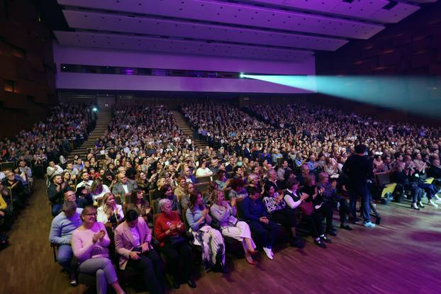 Zagreb: Koncert Zorice Kondže u KD Vatroslava Lisinskog