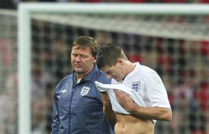 Gerrard ozlijedio zadnju ložu, u Liverpoolu bijesni na Capella
