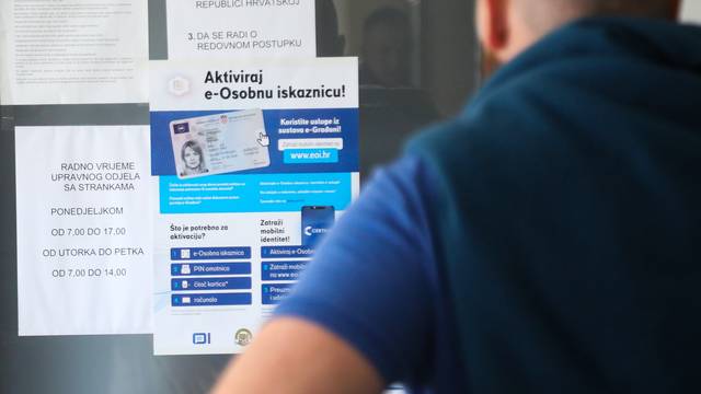 U Policijskoj postaji Velika Gorica predstavljen je projekt digitalne osobne iskaznice