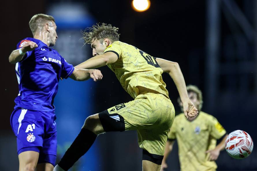 Zagreb: GNK Dinamo i NK Lokomotiva susreli su se u 8. kolu SuperSport HNL-a