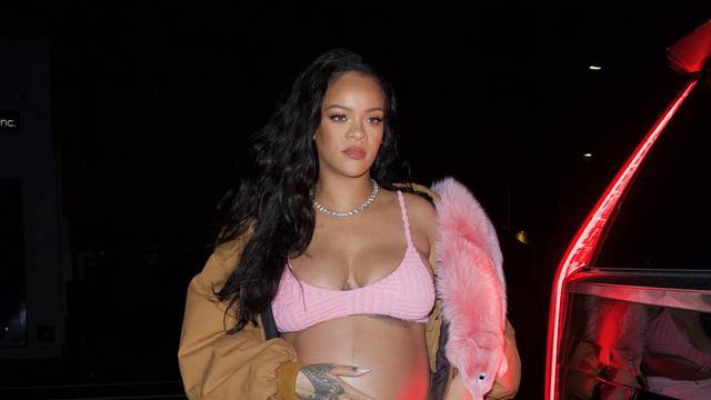 Rihanna Gently Cradles Her Baby Bump as She Arrives at The Nice Guy to Celebrate Her BFF Melissa Forde's Birthday, Los Angeles, California, USA - 12 Apr 2022