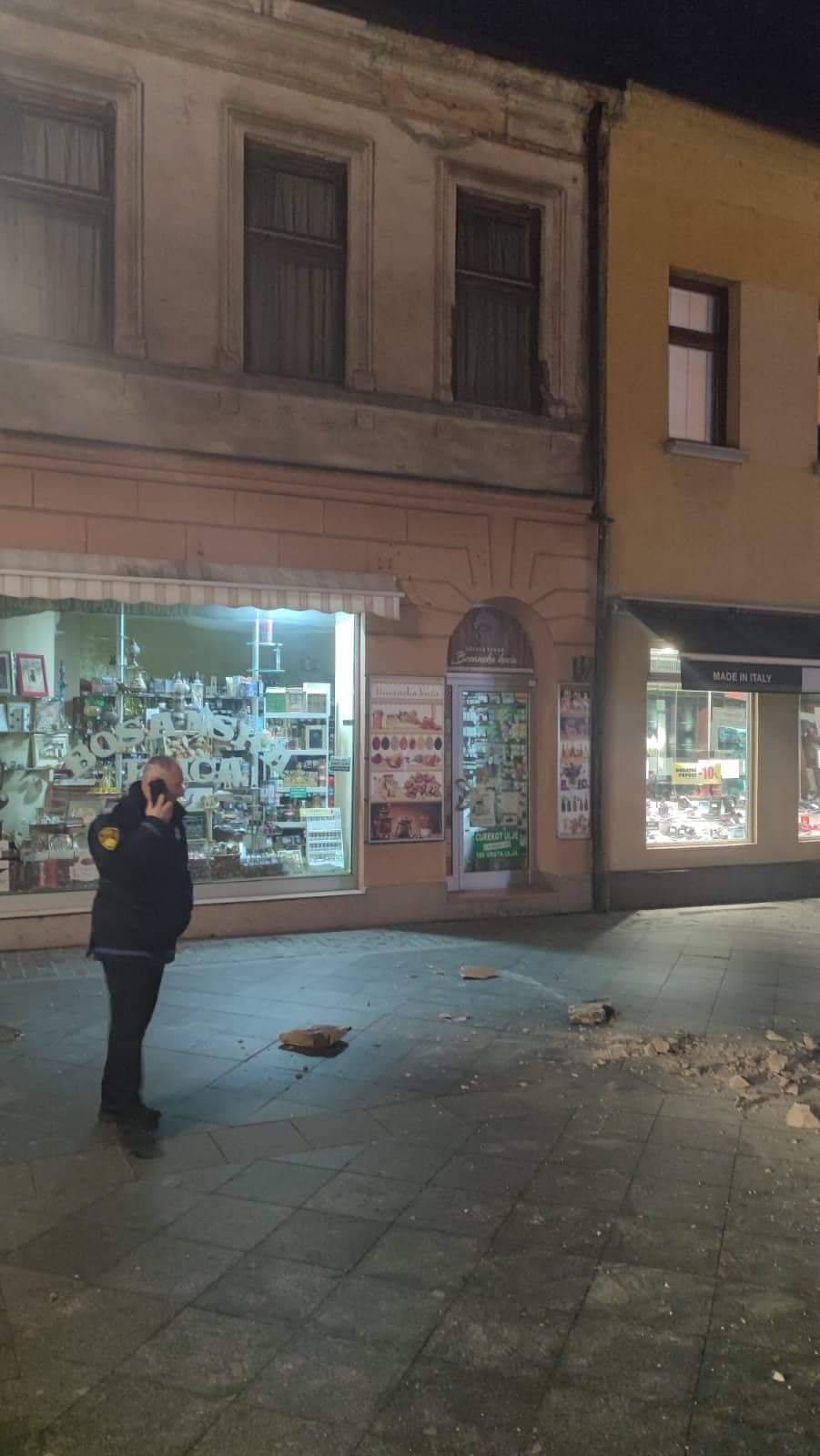 FOTO Prve slike iz Zenice: Potres izazvao štetu na zgradi u centru