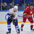 Kriza na granici, a predsjednik Bjelorusije  igra hokej...