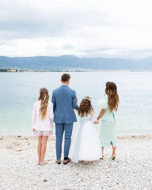 FOTO Preslatke scene Rakitića i kćeri: 'Bog se s nama smije...'