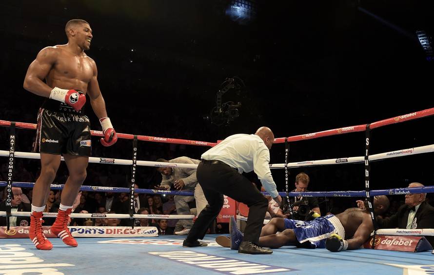 Anthony Joshua v Kevin Johnson