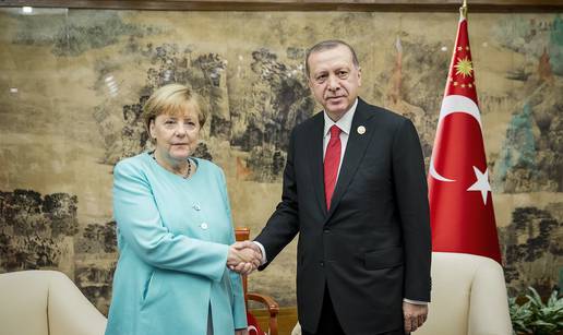 Novi susret moćnika: Erdogan i Merkel razgovarali o sukobima