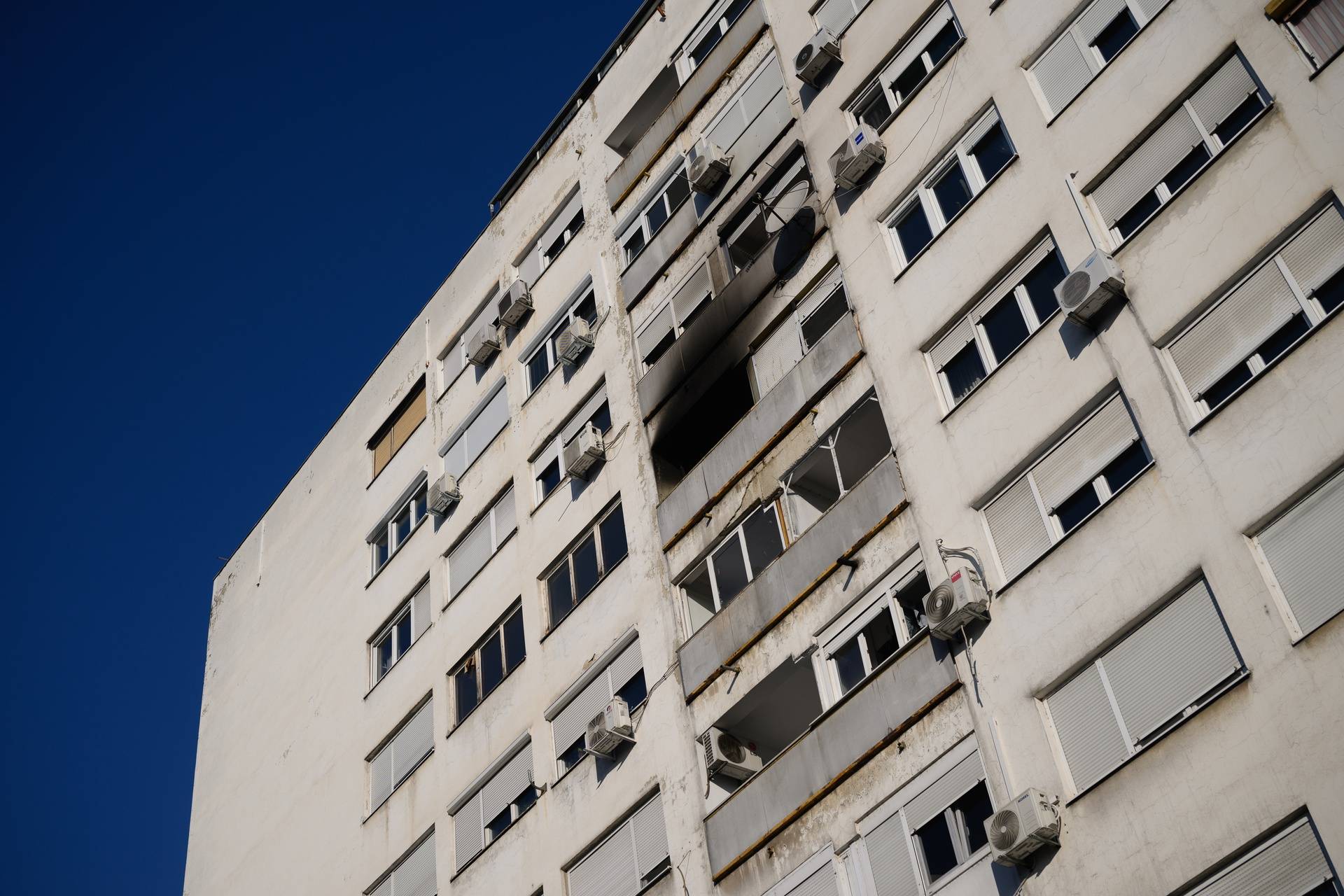 Zagreb: Leu Bobiću sa Srednjaka jučer je u požaru izgorio stan