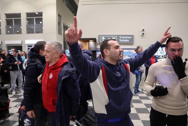 Billund: Rukometasi Hrvatske družili se s navijačima u zračnoj luci prije odlaska u Hrvatsku