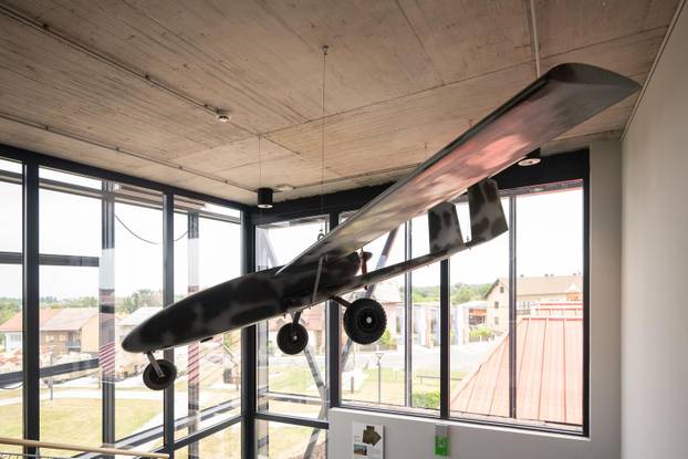 Turanj: Muzej Domovinskog rata Karlovac – Turanj povijesni je muzej o nastanku suvremene Republike Hrvatske i borbi za neovisnost u Domovinskom ratu