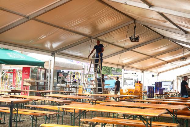 Zagreb: Počele pripreme za sutrašnju proslavu blagdana Velike Gospe u Stenjevcu