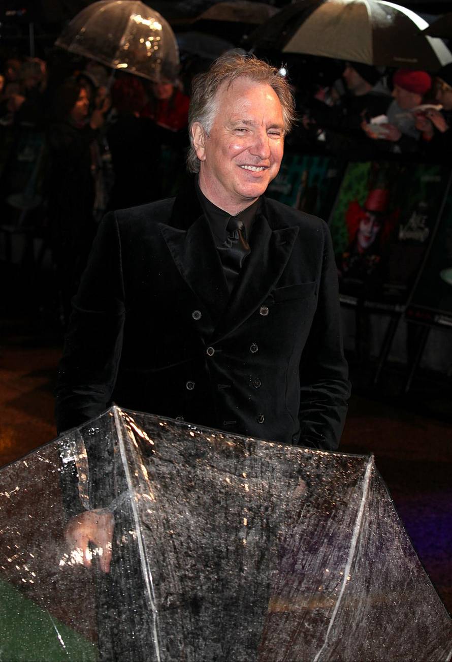 London: Kraljevska premijera Burtonove Alise u zemlji ?udesa