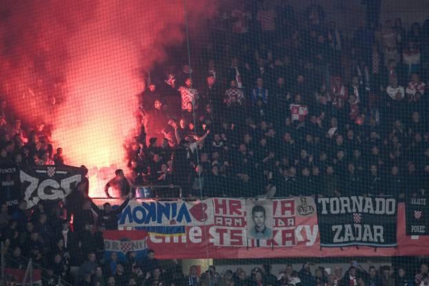 Prag: Atmosfera na tribinama tijekom susreta &Ccaron;e&scaron;ke i Hrvatske u kvalifikacijama za FIFA Svjetsko prvenstvo