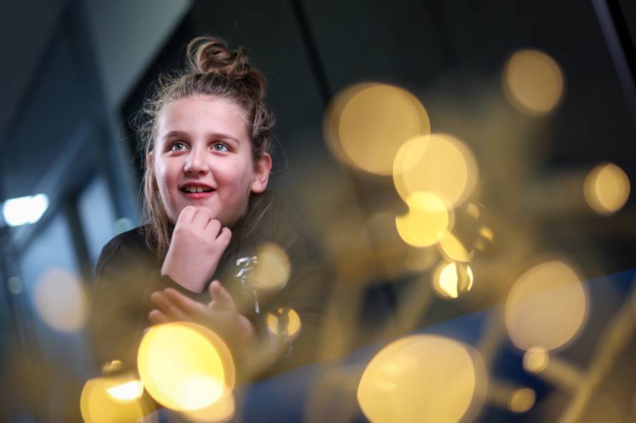 24 SATA Zagreb: Dječak Patrick pušta dugu kosu pa je donira djeci oboljeloj od malignih bolesti