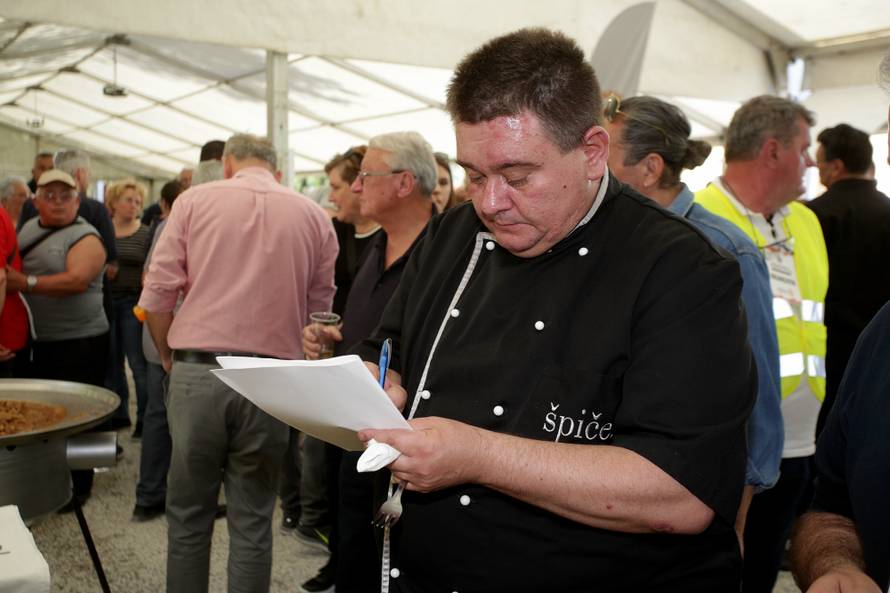 Tvrtka: Špiček je tražio previše Slavni chef: Nisu mi sve platili