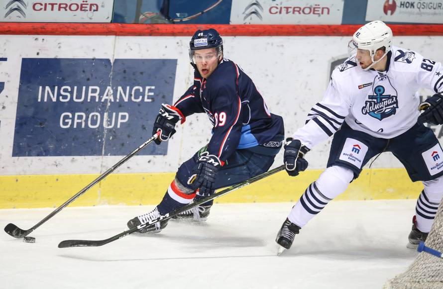 KHL Medvescak -Admiral Vladivostok