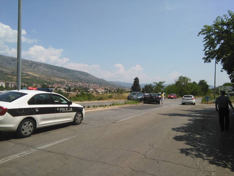 Nakon sudara se htio osvježiti u rijeci pa pao sa zida i poginuo