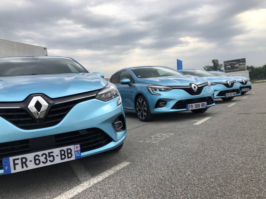 Renault napada strujom: Stižu hibridni Clio, Captur i Megane