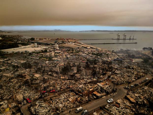 Wildfire burns in Chile