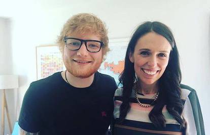 Novozelandska premijerka je pozvala Sheerana na kolačiće