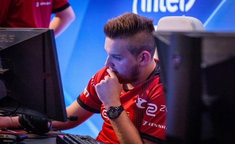 'Ja sam gamer kojeg su platili 425.000 $, ovo je moja priča'